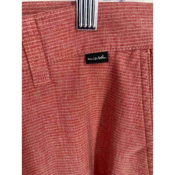 Travis Mathew Shorts Men’s 35 Red Bermuda Vacation Resortwear Coastal Nautical - Picture 3 of 9